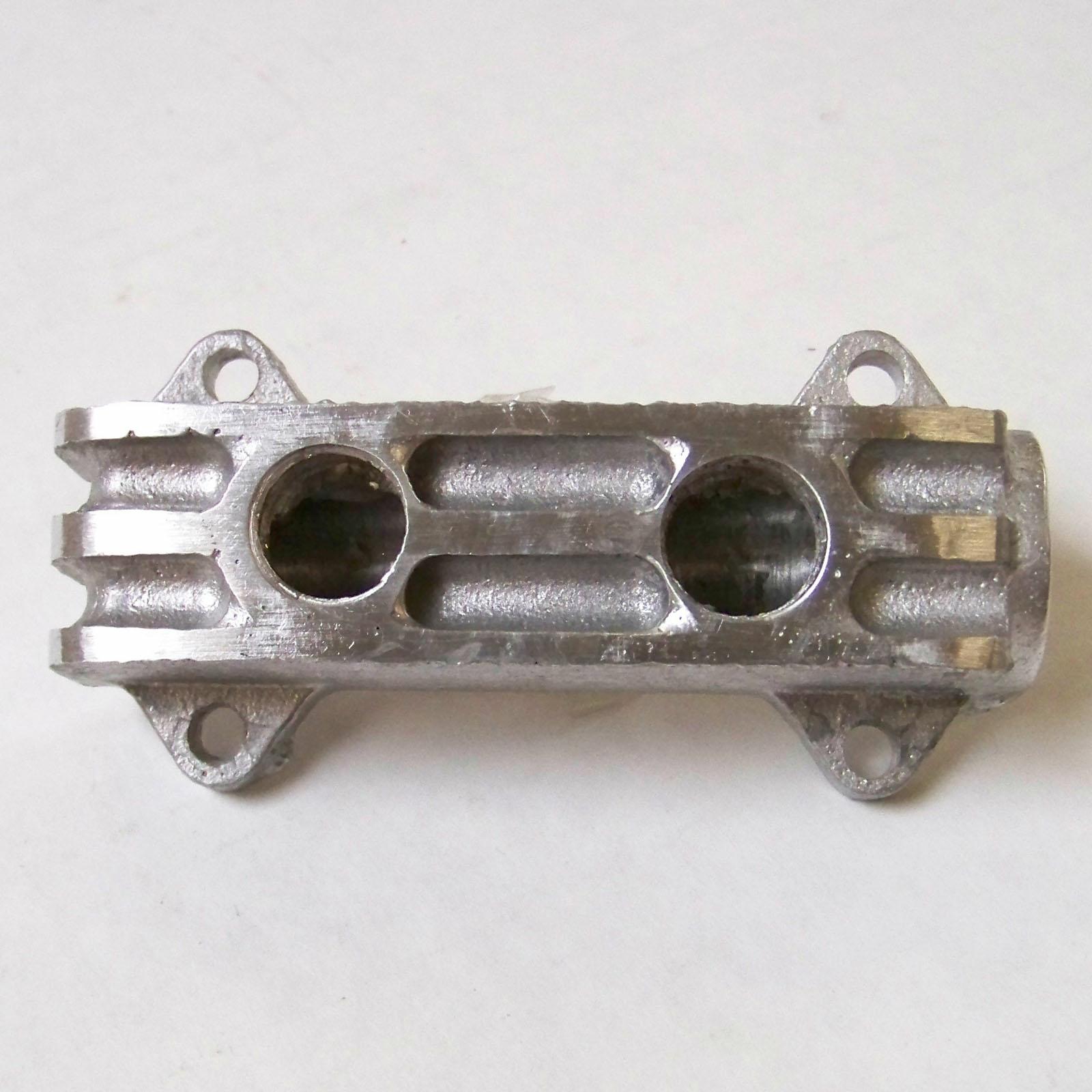 2 Port Finned Fuel Distribution Log / Block dual carb stromberg carter